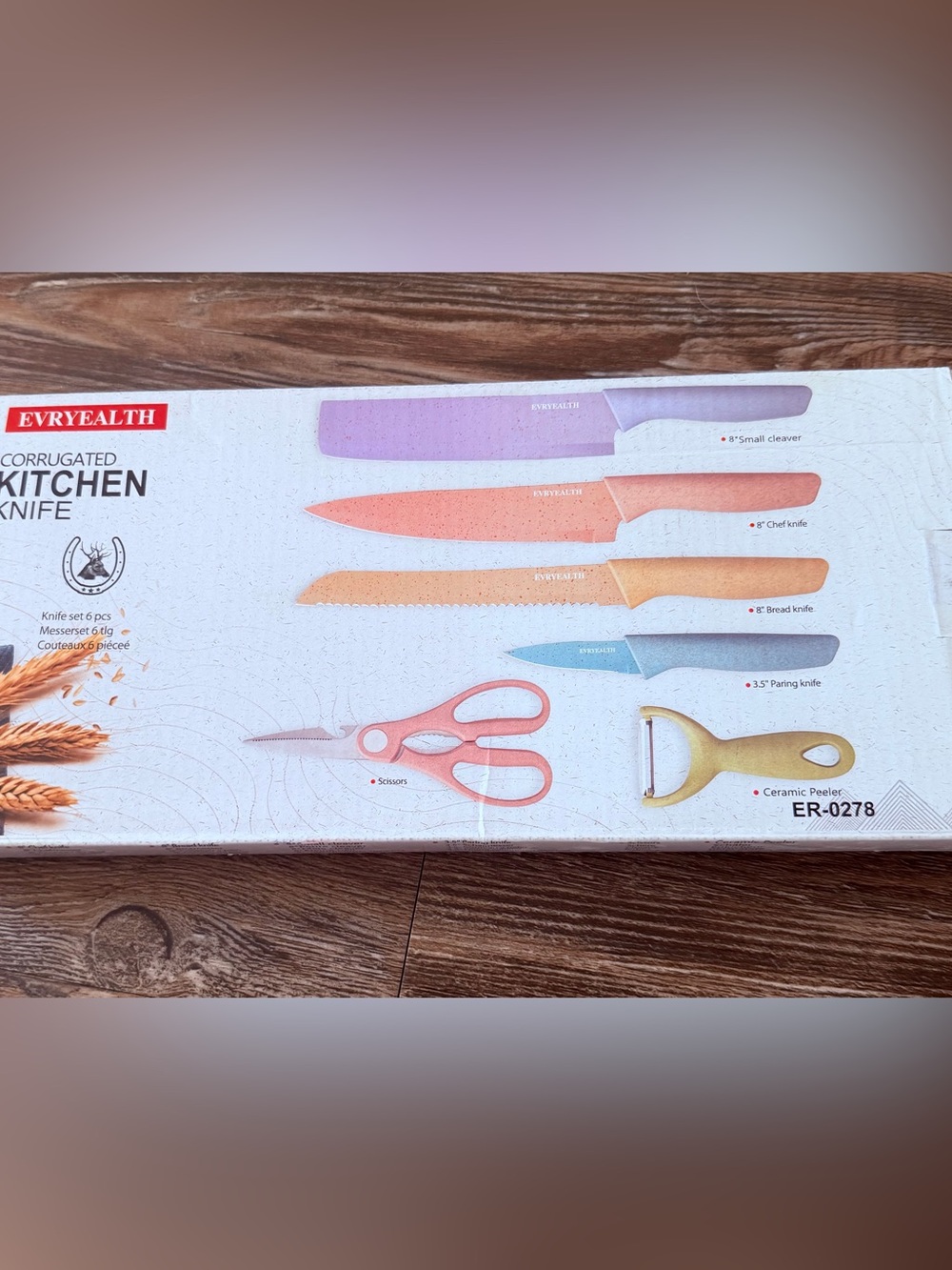 Corrugated Multicolor Kitchen Knife and Scissor Set